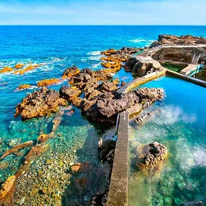 primera-linea-en-piscinas-naturales.in-canary-islands.com/